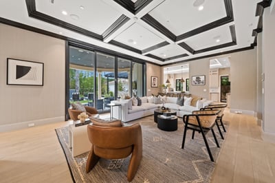 Luxury Villa Photo #11