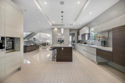 Luxury Villa Photo #20