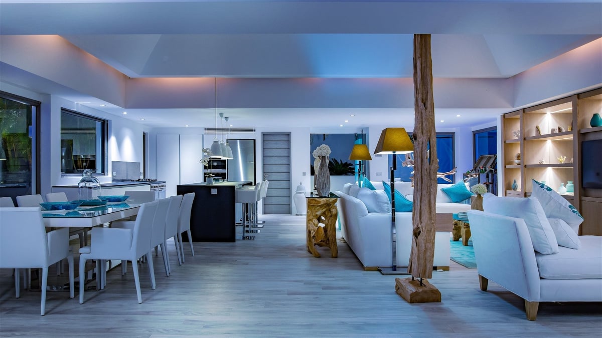 Living Area - Image 37