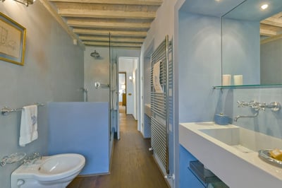 Luxury Villa Photo #36
