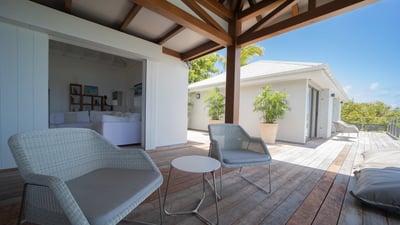 Gazebo Lounge