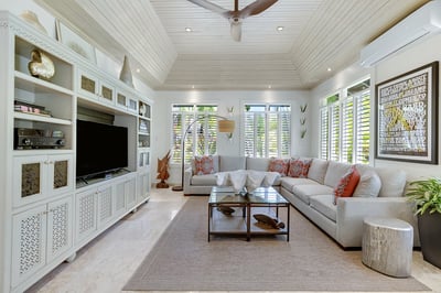 Luxury Villa Photo #8