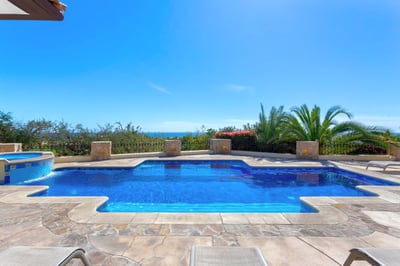 Luxury Villa Photo #5