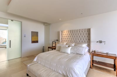 Luxury Villa Photo #21