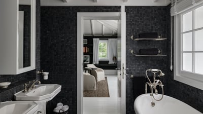 Luxury Villa Photo #49