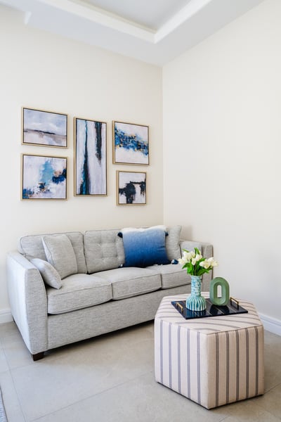 Blue Primary Suite 2 (Main House): King Bed, Sofa Bed