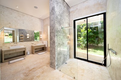 Luxury Villa Photo #39