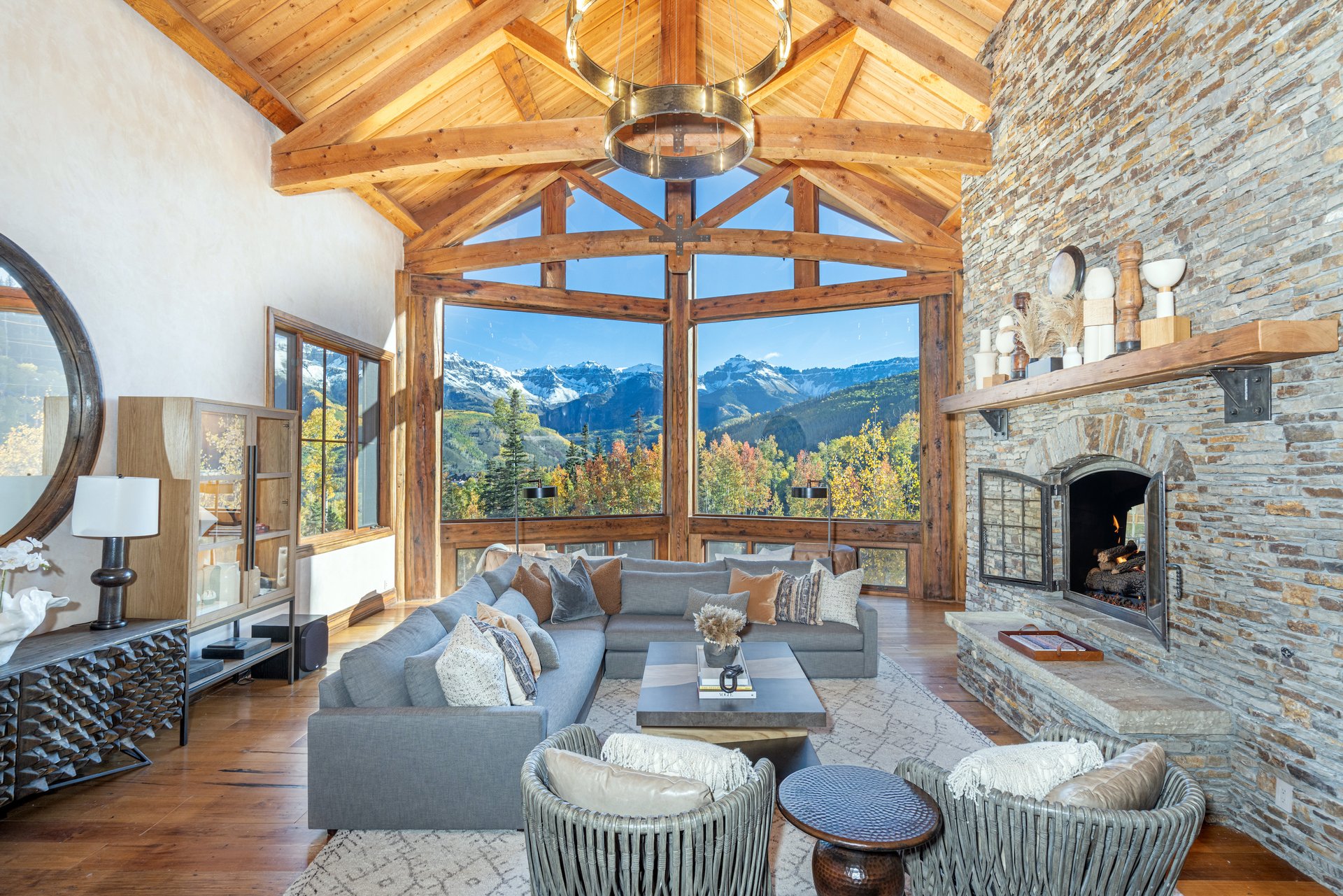 Mountain Village,Picture Perfect