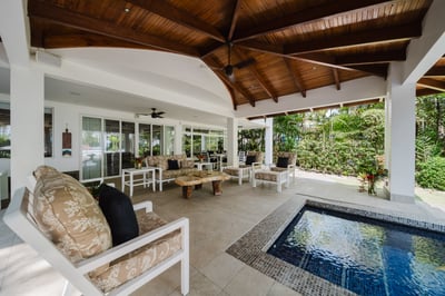 Luxury Villa Photo #5