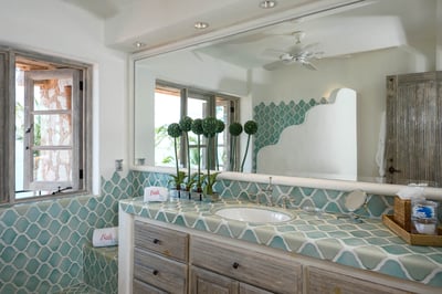 Luxury Villa Photo #18