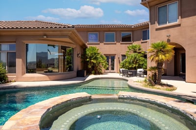 Luxury Villa Photo #8