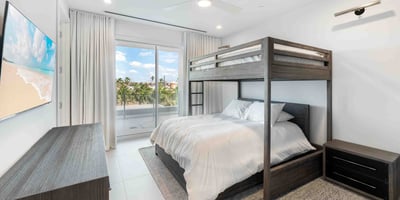 Luxury Villa Photo #27