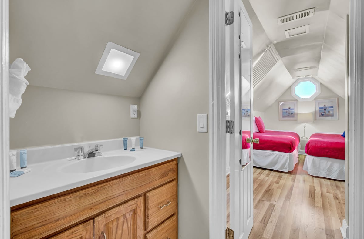 Atlantic Breeze Abode