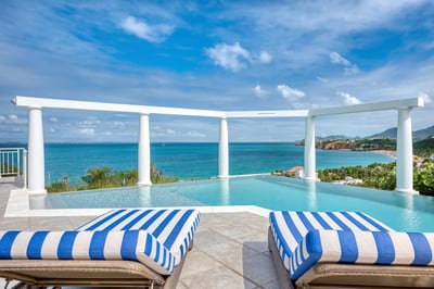 Luxury Villa Photo #3