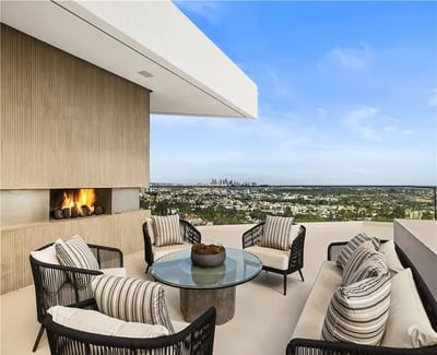 Luxury Villa Photo #12