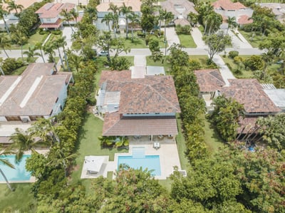 Luxury Villa Photo #3