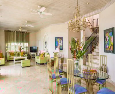 Luxury Villa Photo #11