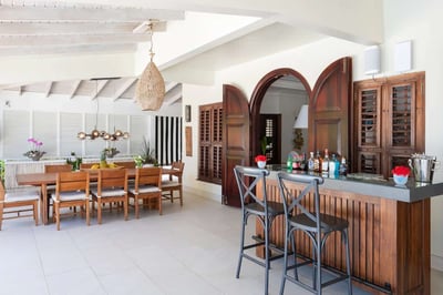 Luxury Villa Photo #15