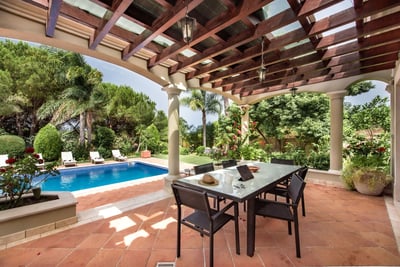 Luxury Villa Photo #11