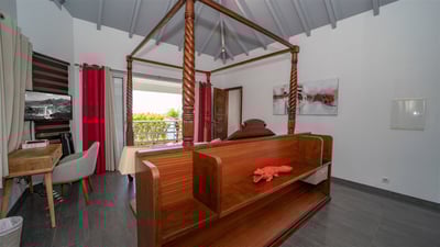 Luxury Villa Photo #38