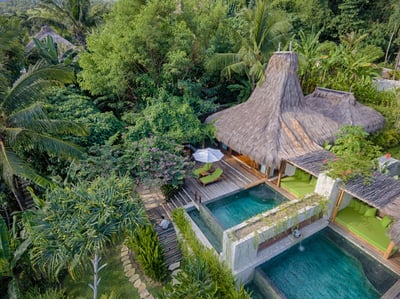 Luxury Villa Photo #3