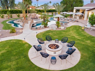 Enjoy s'more fun around the fire pit