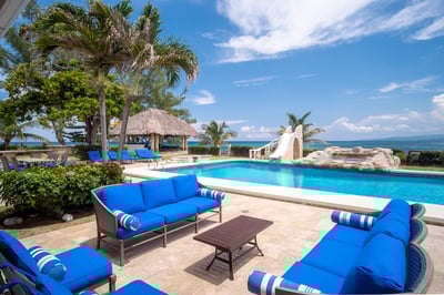 Luxury Villa Photo #6
