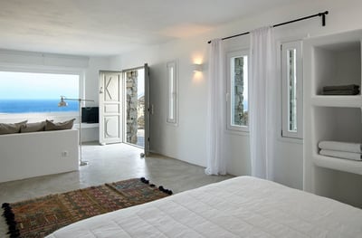 Luxury Villa Photo #27