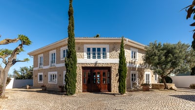 Luxury Villa Photo #36