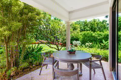 Luxury Villa Photo #4