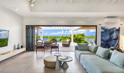 Luxury Villa Photo #12