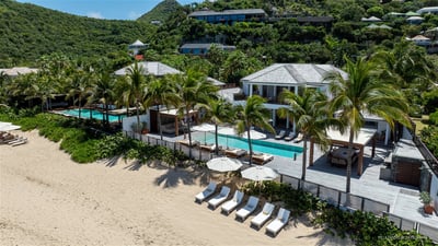 Luxury Villa Photo #2