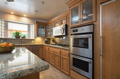 Luxury Villa Photo #16