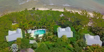 Luxury Villa Photo #15