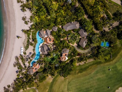 Luxury Villa Photo #38