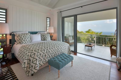 Luxury Villa Photo #3