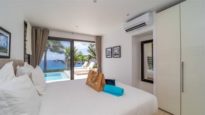 Luxury Villa Photo #62