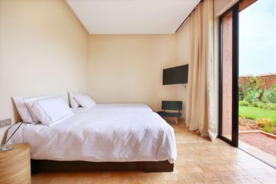 Luxury Villa Photo #8