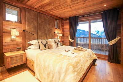 Luxury Villa Photo #12