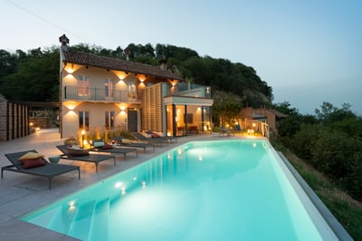 Luxury Villa Photo #2