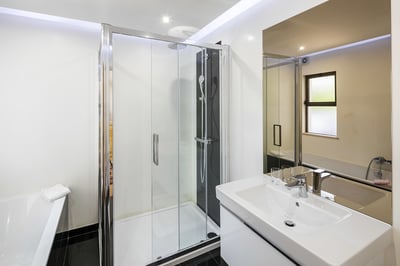 Luxury Villa Photo #20