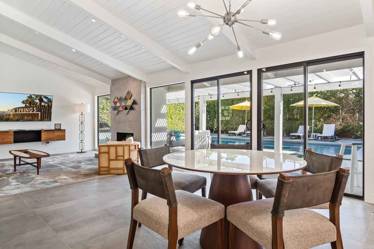 Alexander Desert Dreams