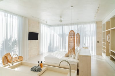 Luxury Villa Photo #50