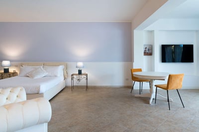 Luxury Villa Photo #51