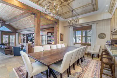 Luxury Villa Photo #22
