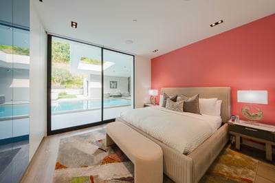Luxury Villa Photo #37