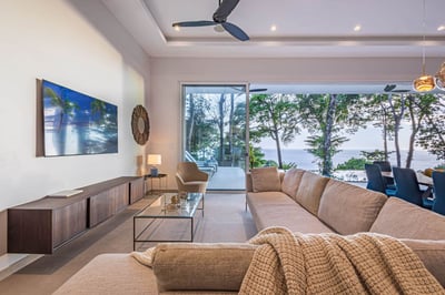 Luxury Villa Photo #18
