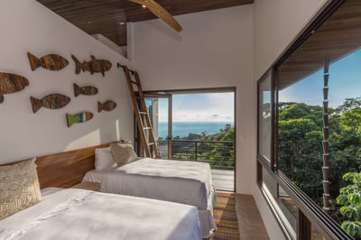Luxury Villa Photo #44