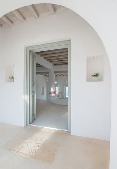 Luxury Villa Photo #8