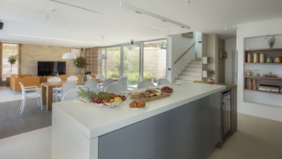 Luxury Villa Photo #24